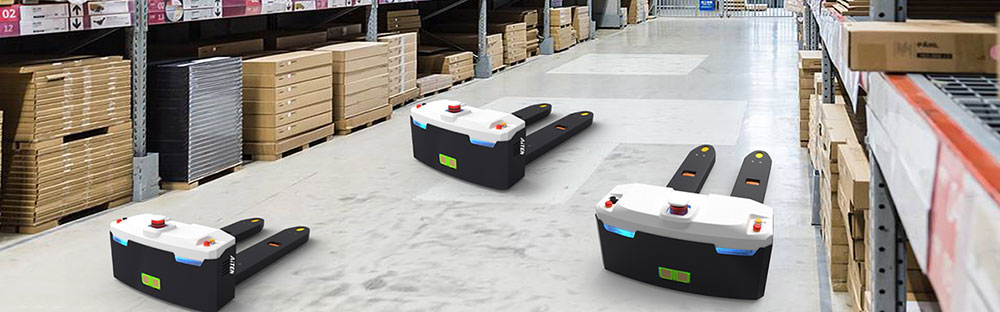 huatihuiAGV机器人为产业发展添把“火”